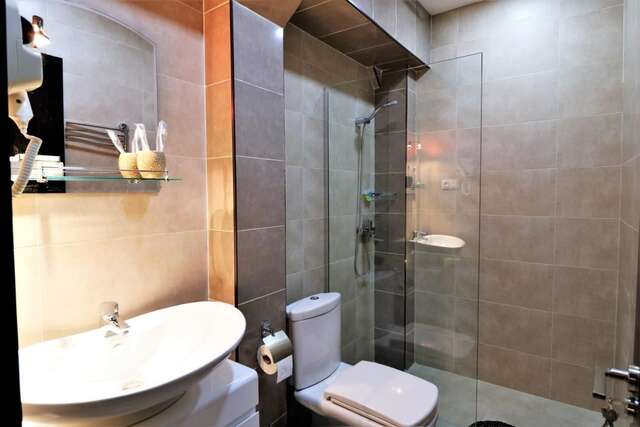 Отель Hotel Liberty Theatre Тбилиси-21