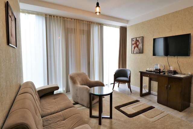 Отель Hotel Liberty Theatre Тбилиси-26